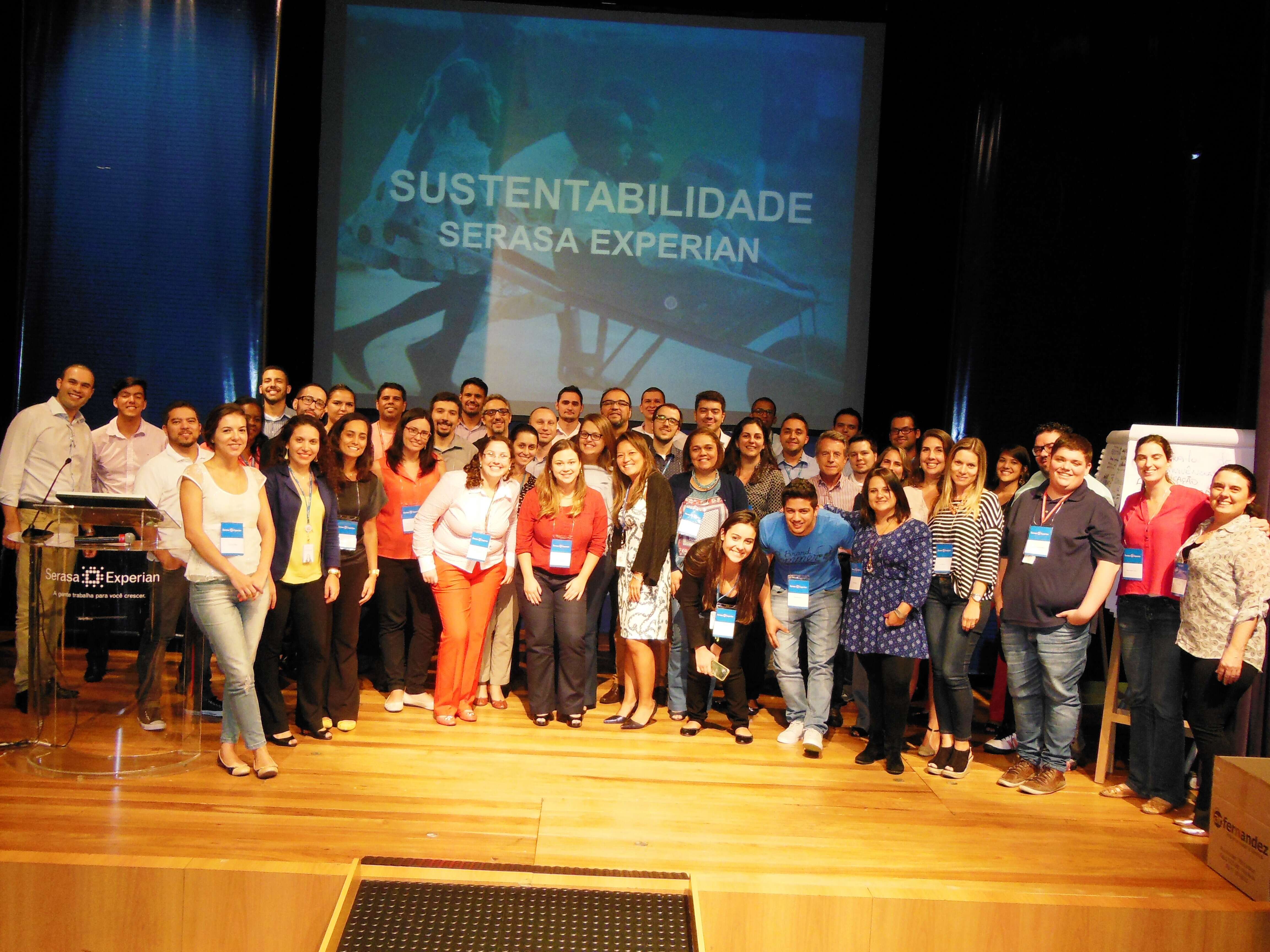 Treinamento de mentoria do projeto Crescer e Vencer reúne 64 mentores voluntários em São Paulo e no Distrito Federal