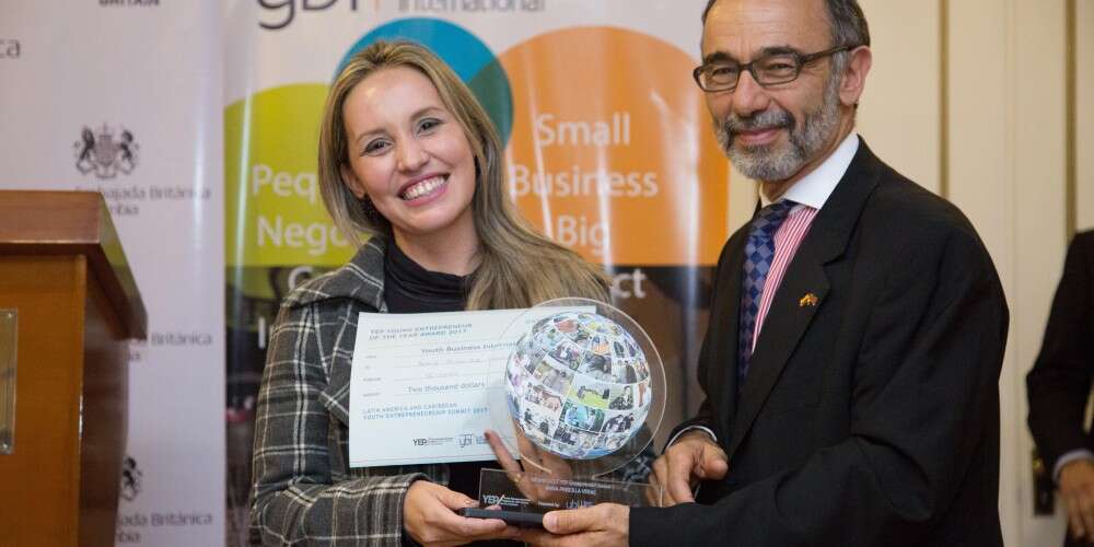 (Português) Empreendedora apoiada pela Aliança Empreendedora conquista premiação internacional